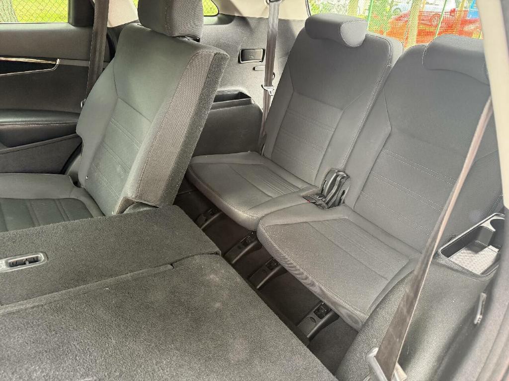 2019 Kia Sorento Image 14