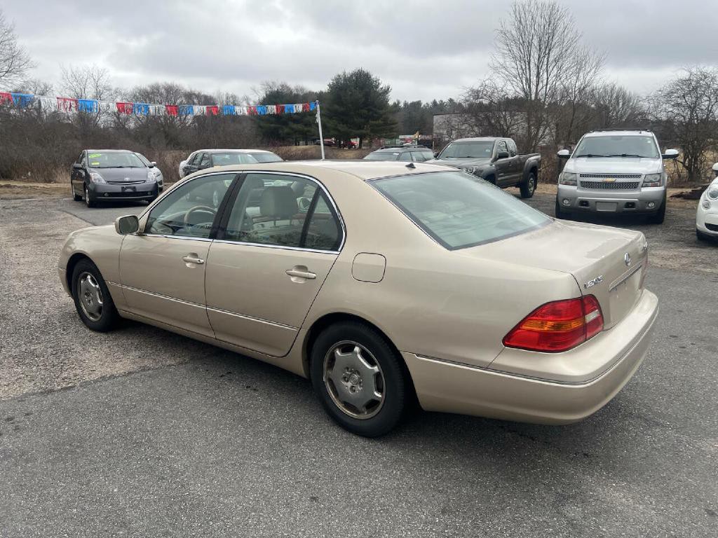 2002 Lexus LS 430 Image 6