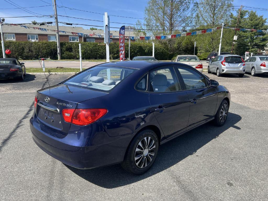 2010 Hyundai Elantra Image 4