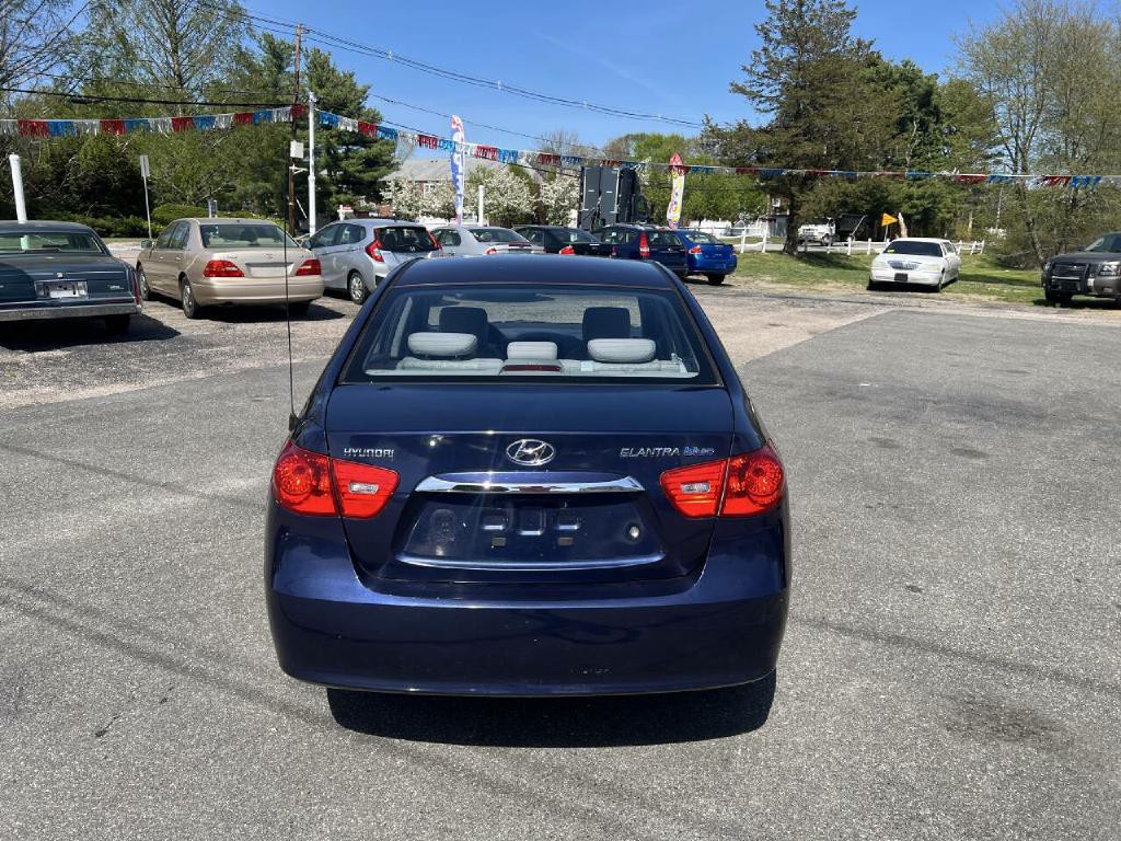 2010 Hyundai Elantra Image 5