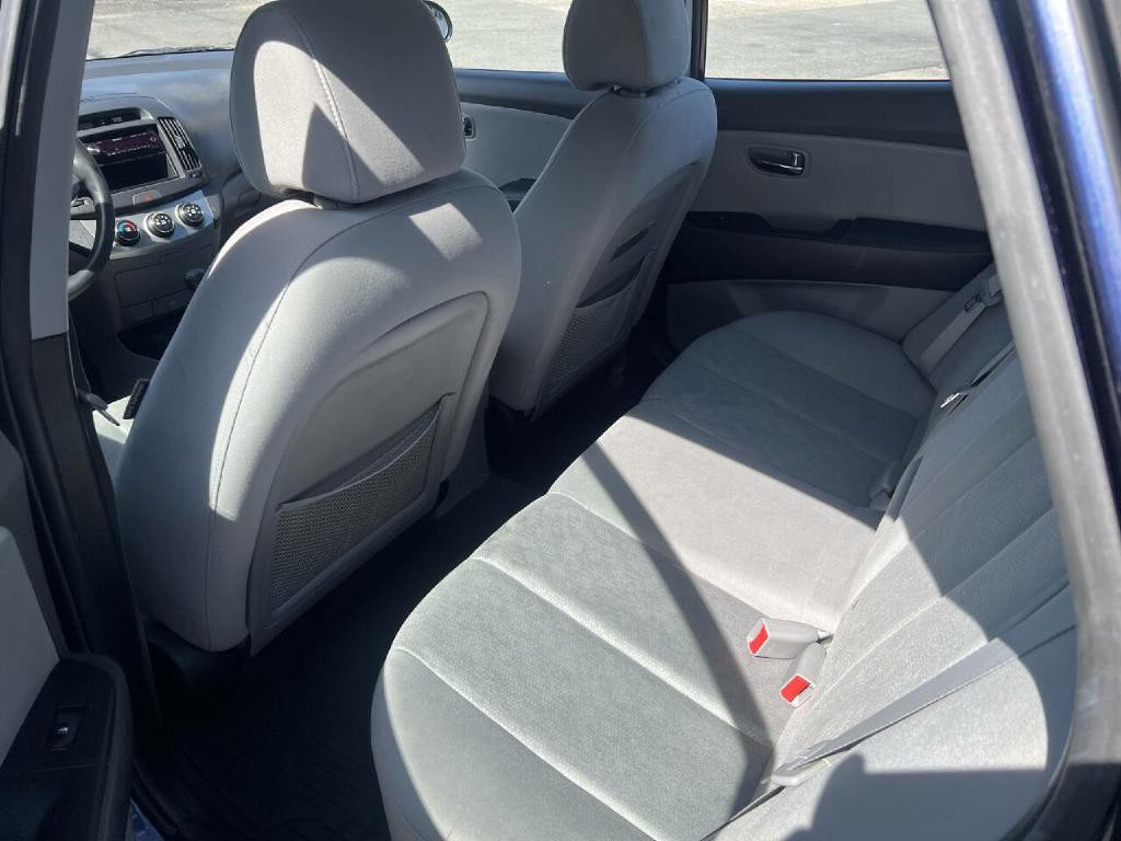 2010 Hyundai Elantra Image 10