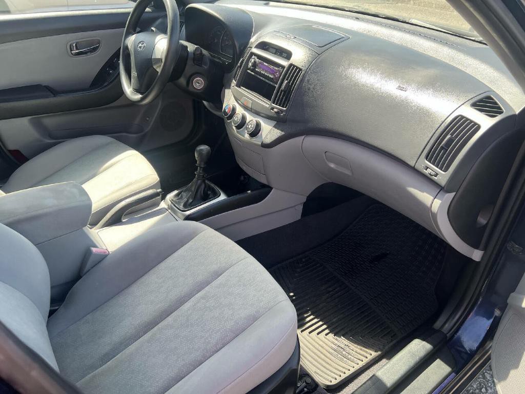 2010 Hyundai Elantra Image 13