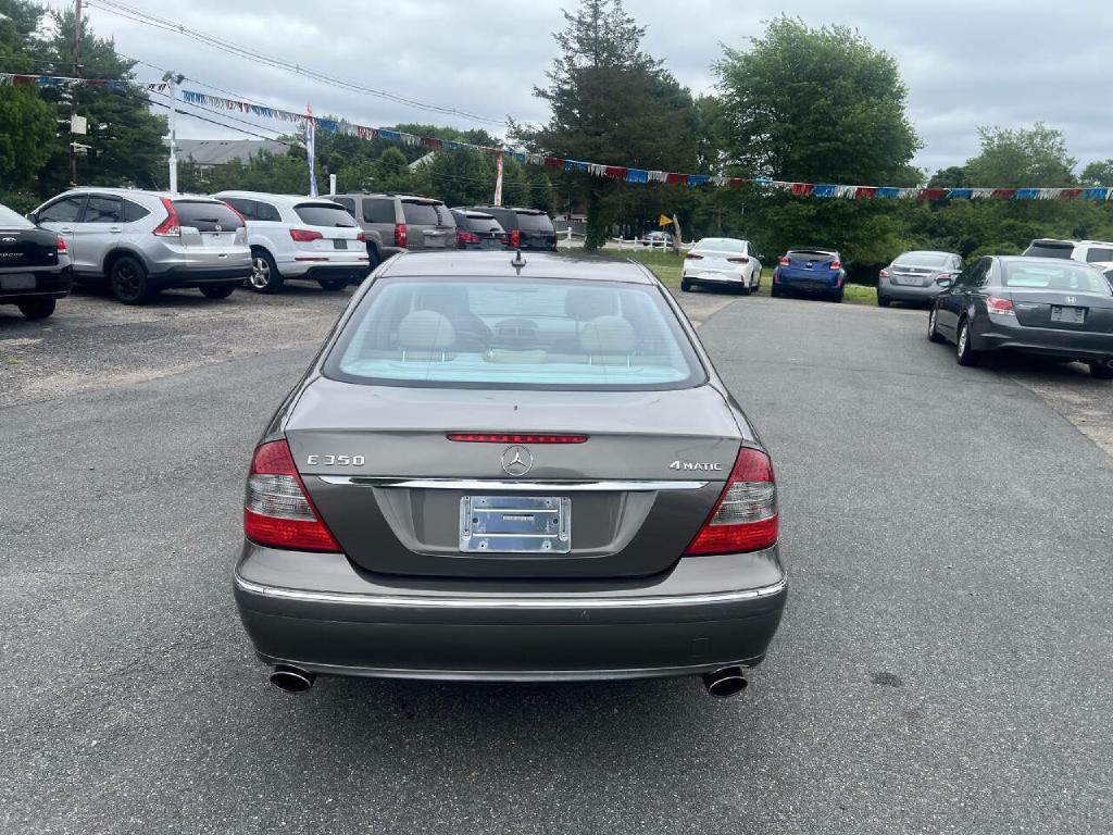 2008 Mercedes-Benz E-Class Image 5