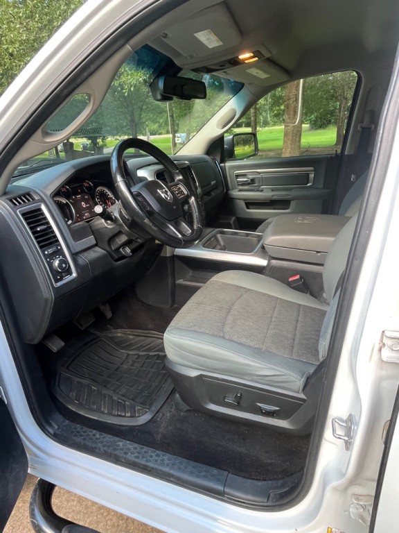 2016 RAM 1500 Image 6