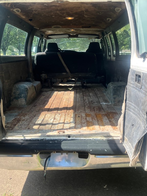 2001 Dodge Ram Van Image 5
