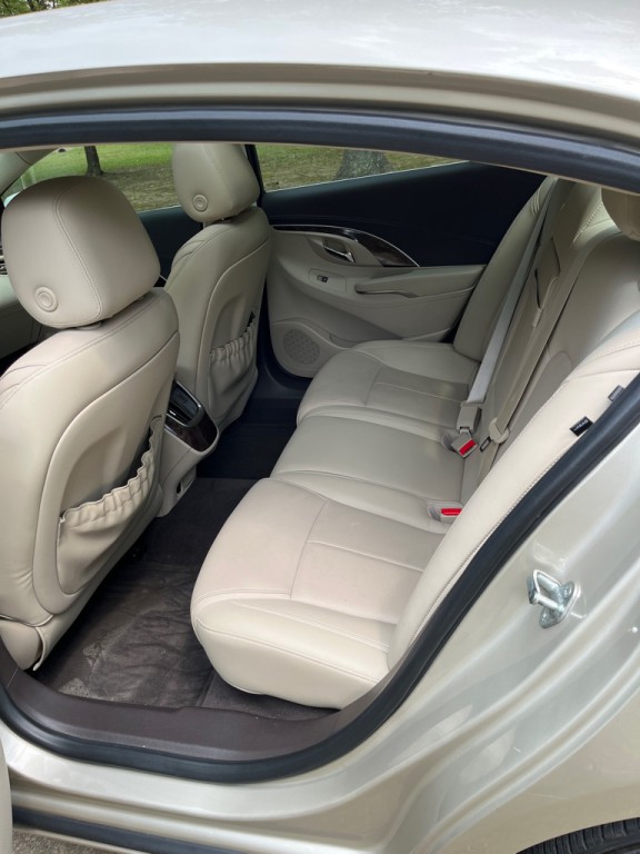 2015 Buick Lacrosse Image 6