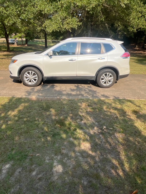2015 Nissan Rogue Image 2