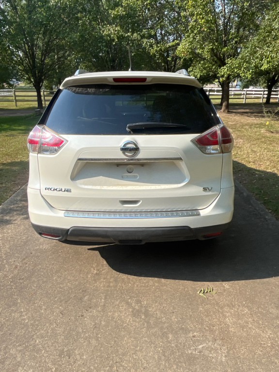 2015 Nissan Rogue Image 4