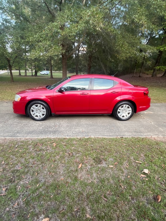 2013 Dodge Avenger Image 2