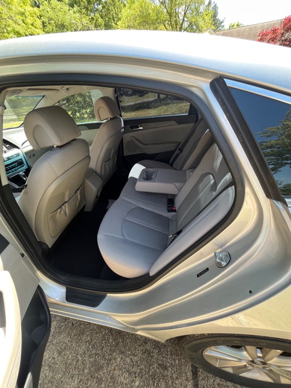 2017 Hyundai Sonata Image 6