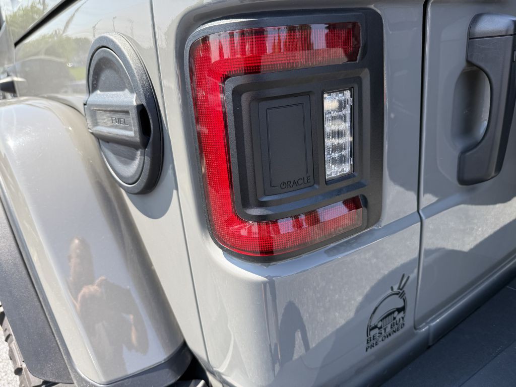 2021 Jeep Wrangler Image 13