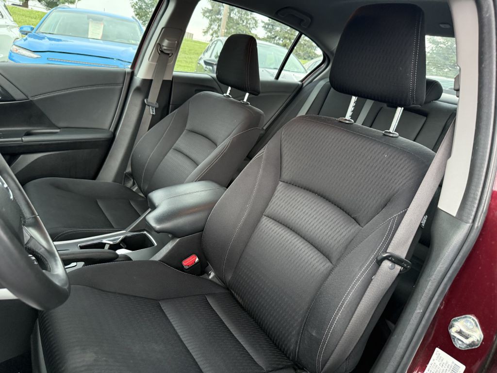 2015 Honda Accord Image 15