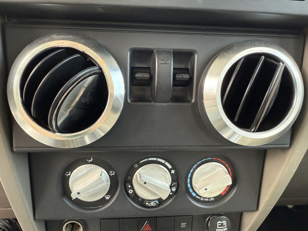2008 Jeep Wrangler Image 18