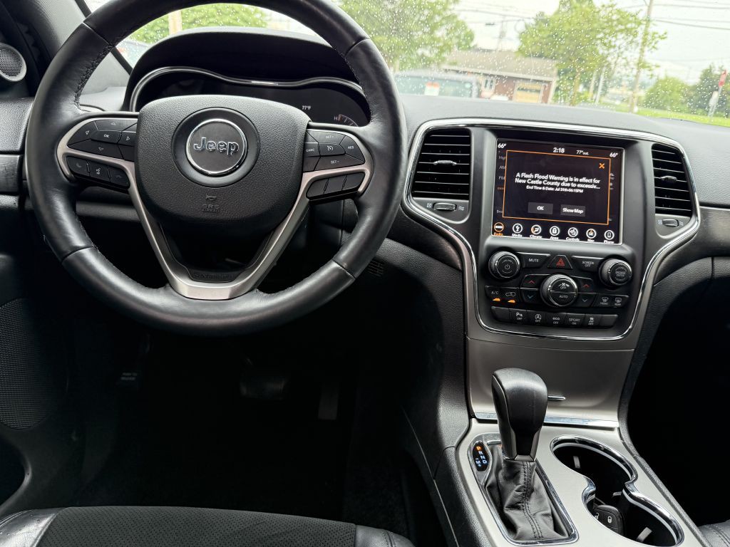 2018 Jeep Grand Cherokee Image 17