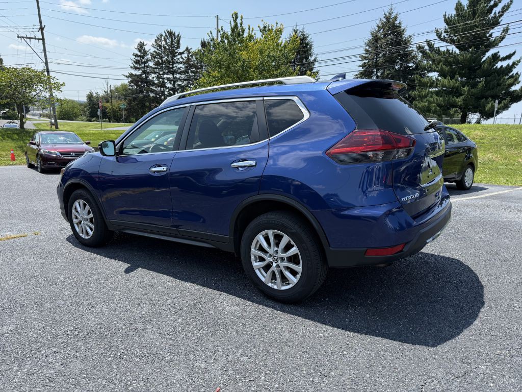 2020 Nissan Rogue Image 3