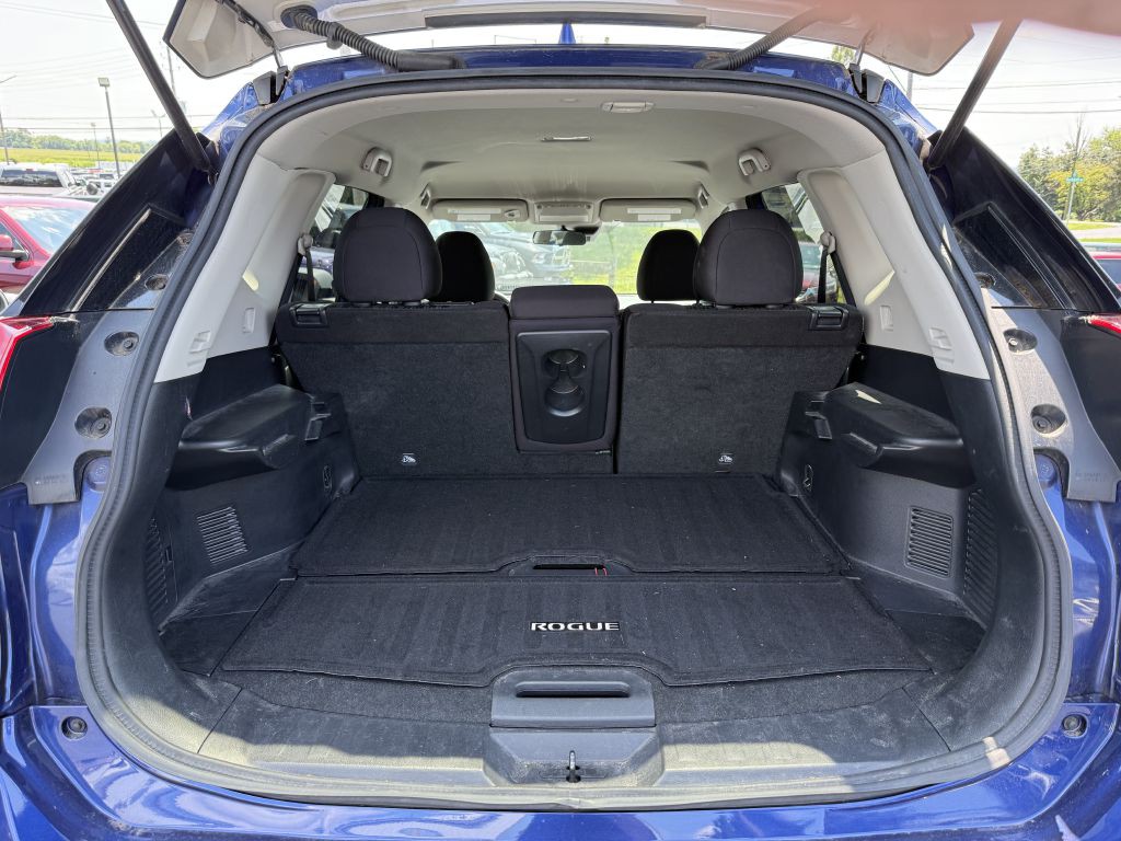 2020 Nissan Rogue Image 13