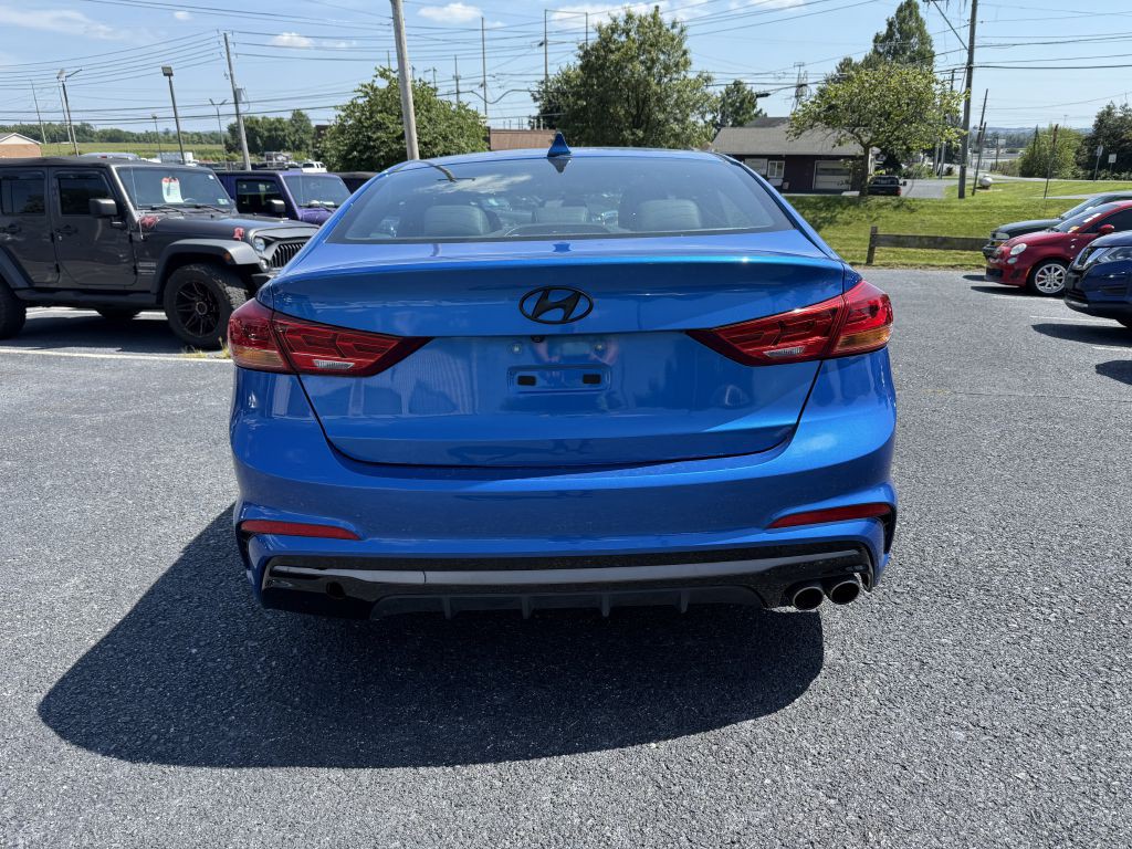 2017 Hyundai Elantra Image 4