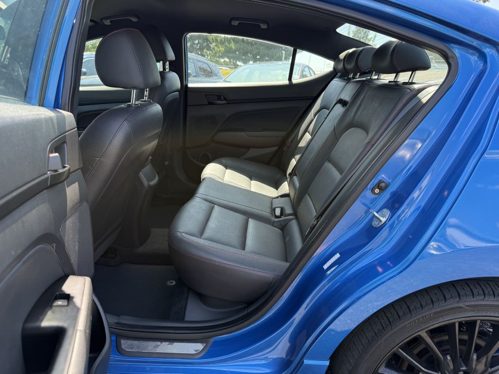 2017 Hyundai Elantra Image 13