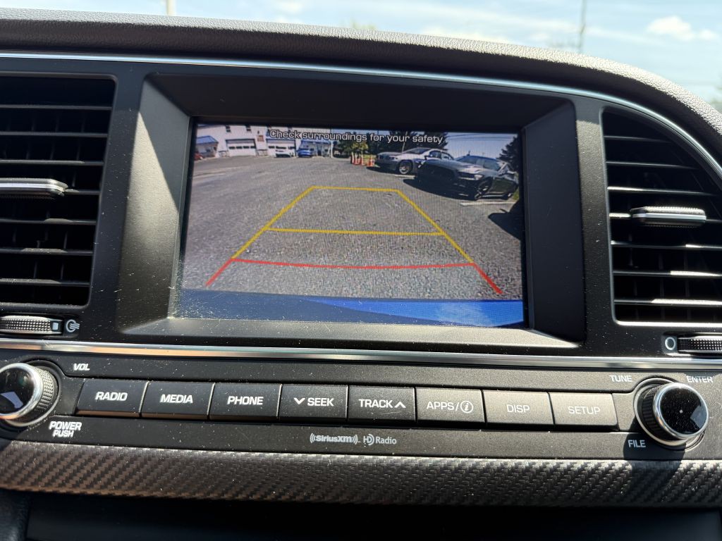 2017 Hyundai Elantra Image 18