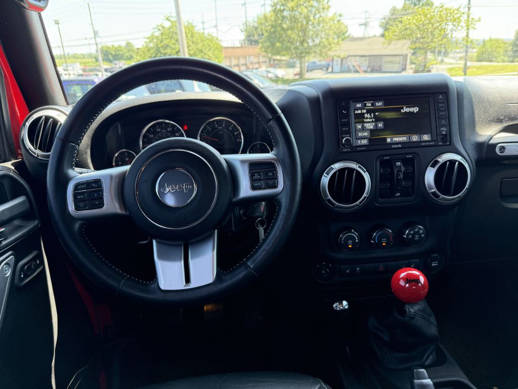 2015 Jeep Wrangler Image 20