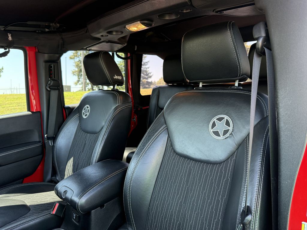 2015 Jeep Wrangler Image 21