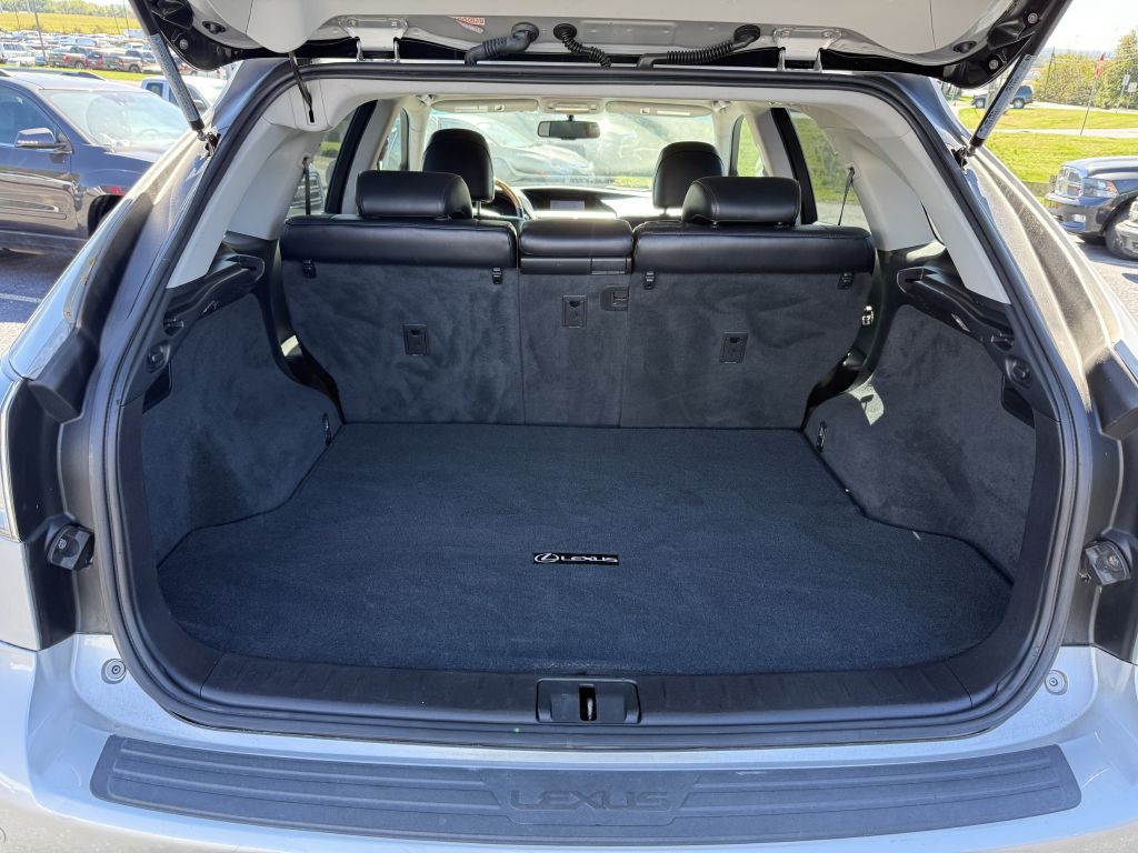 2010 Lexus RX Image 12