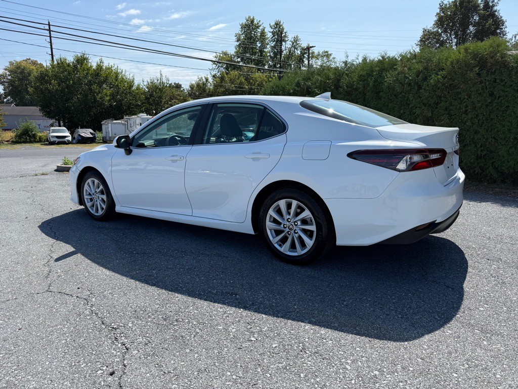 2022 Toyota Camry Image 3