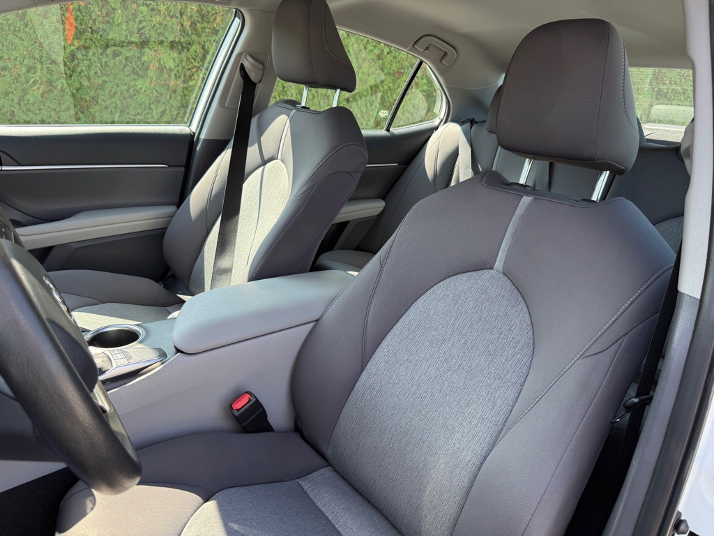 2022 Toyota Camry Image 16