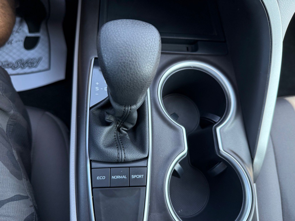 2022 Toyota Camry Image 22