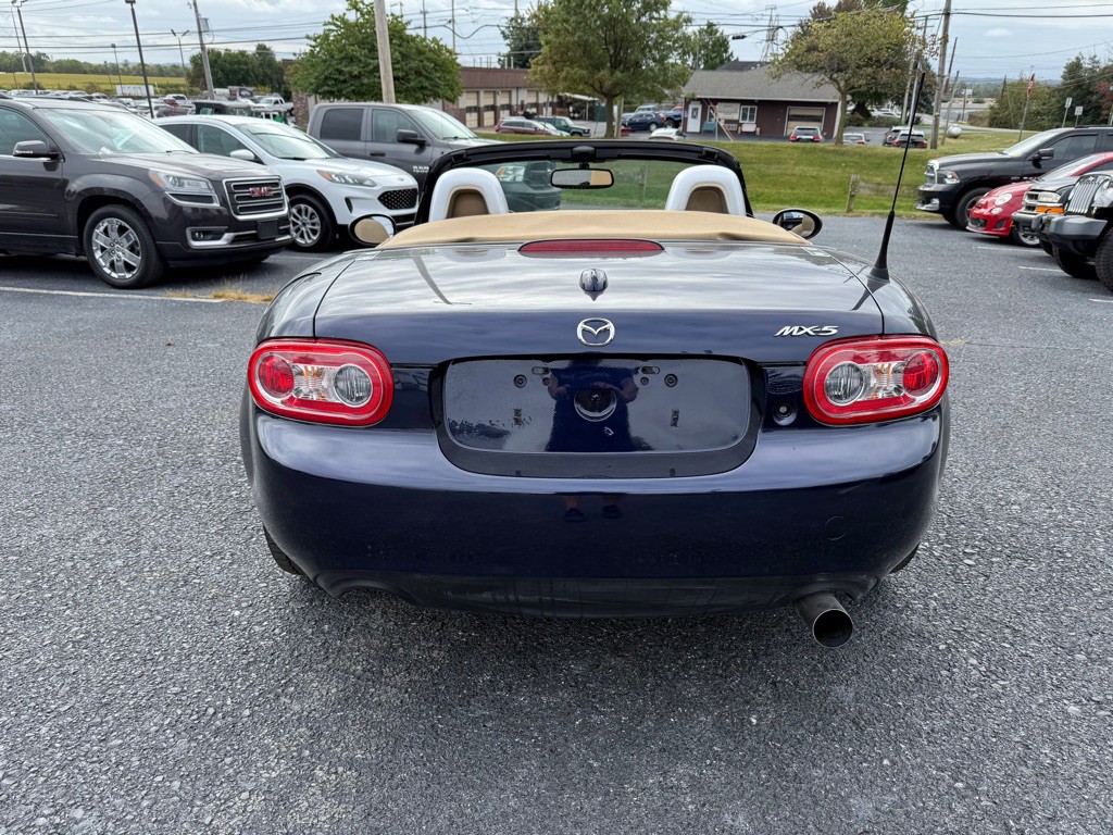 2012 Mazda MX-5 Miata Image 4
