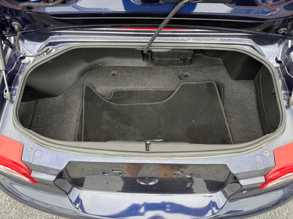 2012 Mazda MX-5 Miata Image 18