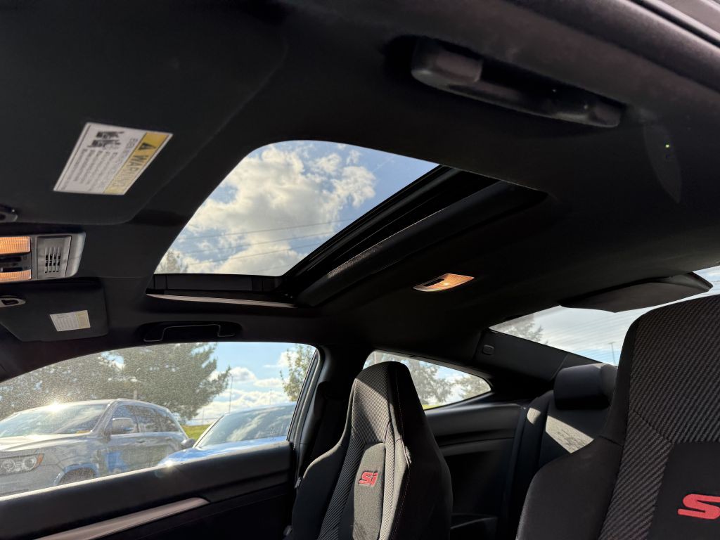 2017 Honda Civic Image 17