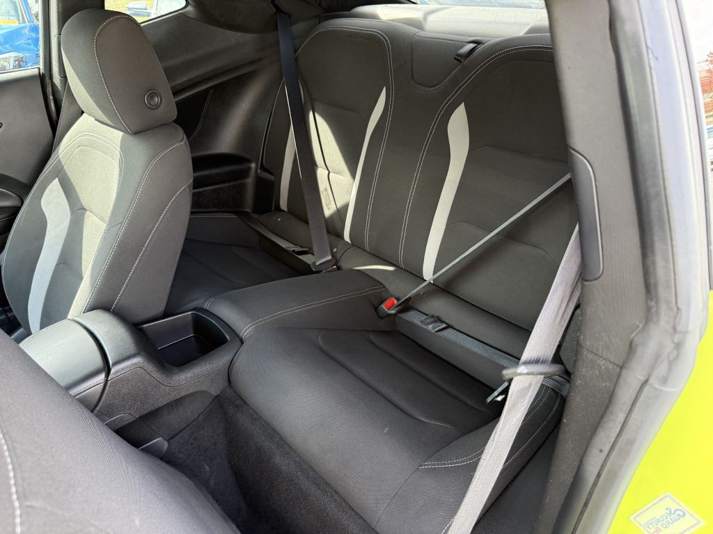 2020 Chevrolet Camaro Image 14