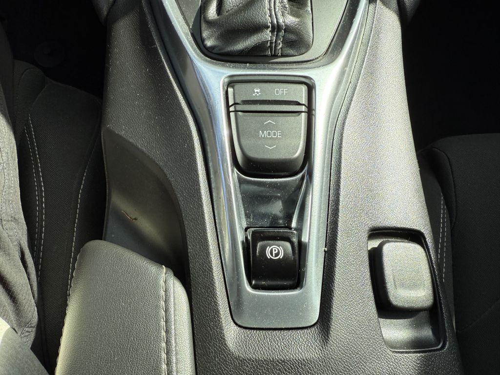 2020 Chevrolet Camaro Image 21