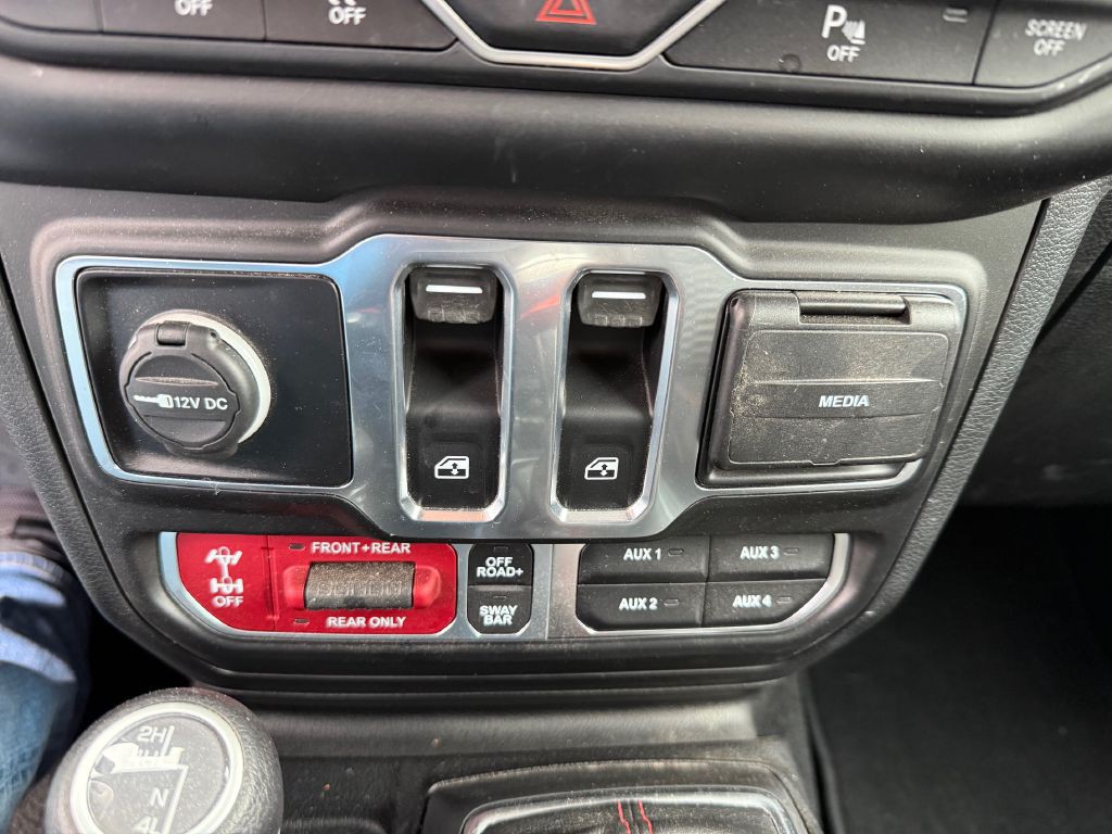 2021 Jeep Wrangler Image 25