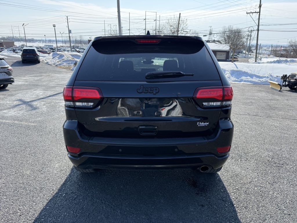 2018 Jeep Grand Cherokee Image 4