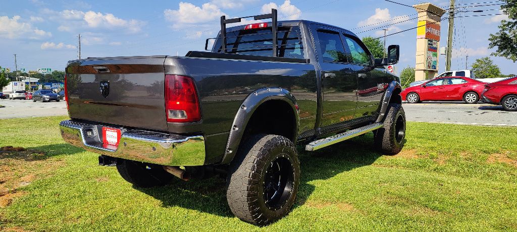 2017 RAM 3500 Image 4