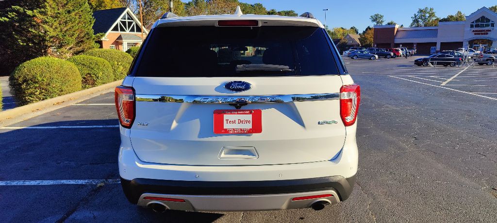 2017 Ford Explorer Image 5