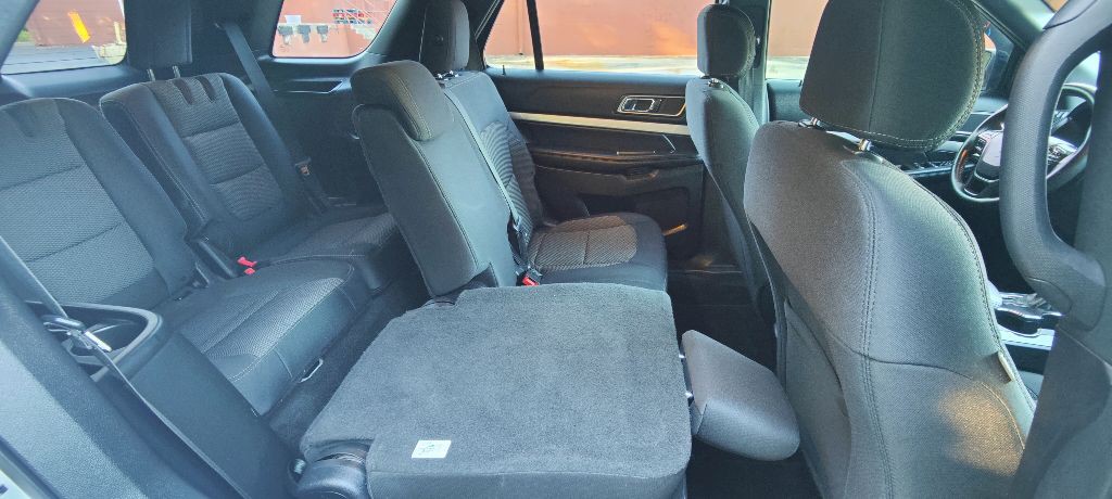 2017 Ford Explorer Image 14