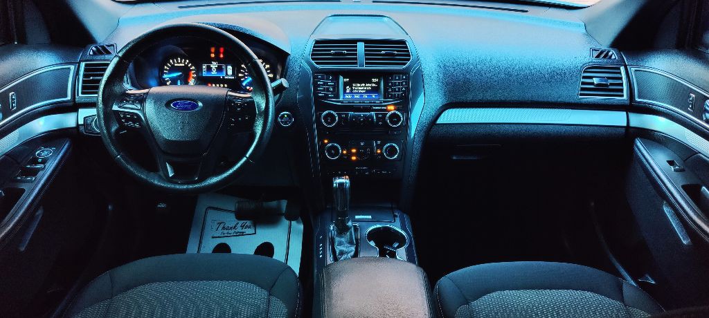 2017 Ford Explorer Image 19