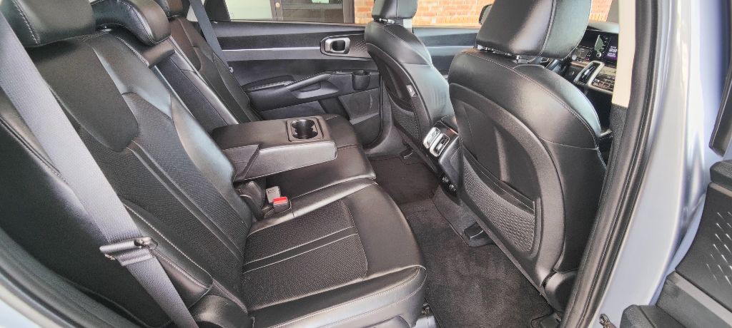 2023 Kia Sorento Image 14