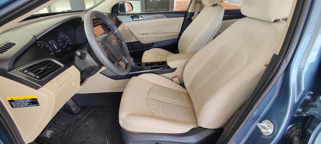 2016 Hyundai Sonata Image 8