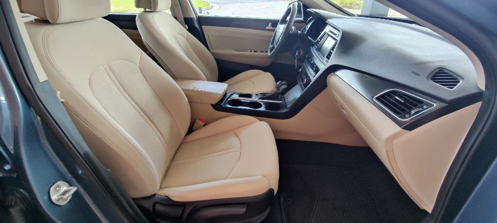2016 Hyundai Sonata Image 12