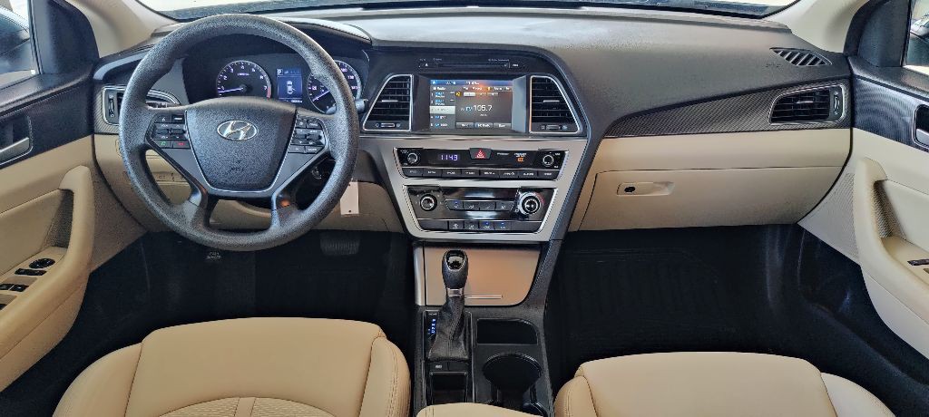 2016 Hyundai Sonata Image 17
