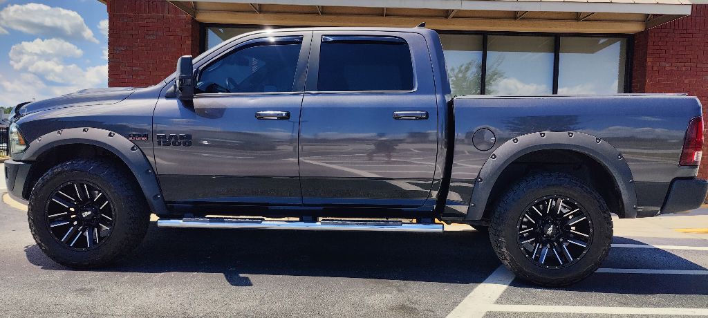 2017 RAM 1500 Image 2