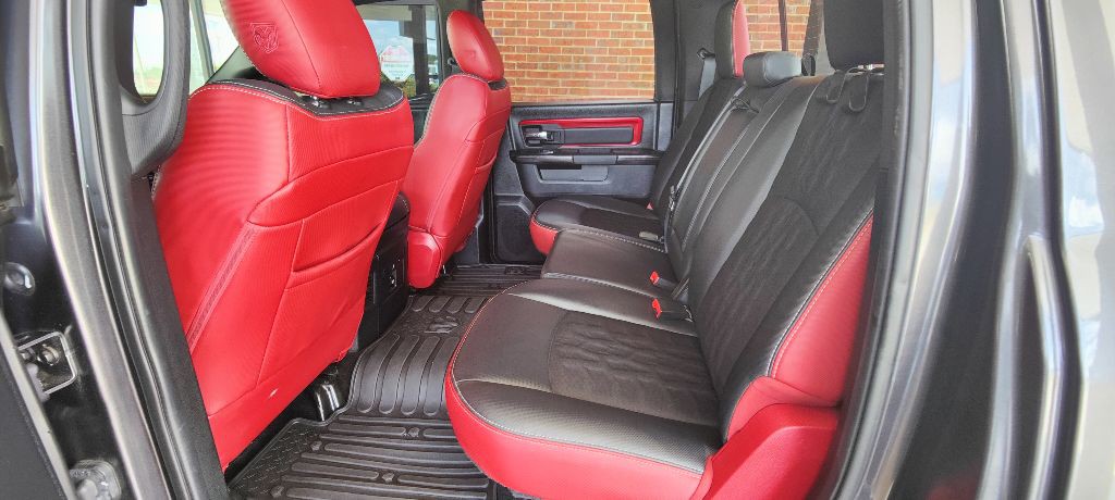 2017 RAM 1500 Image 10