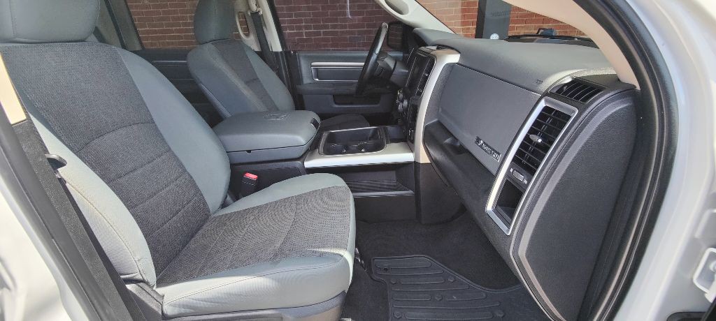 2017 RAM 1500 Image 15