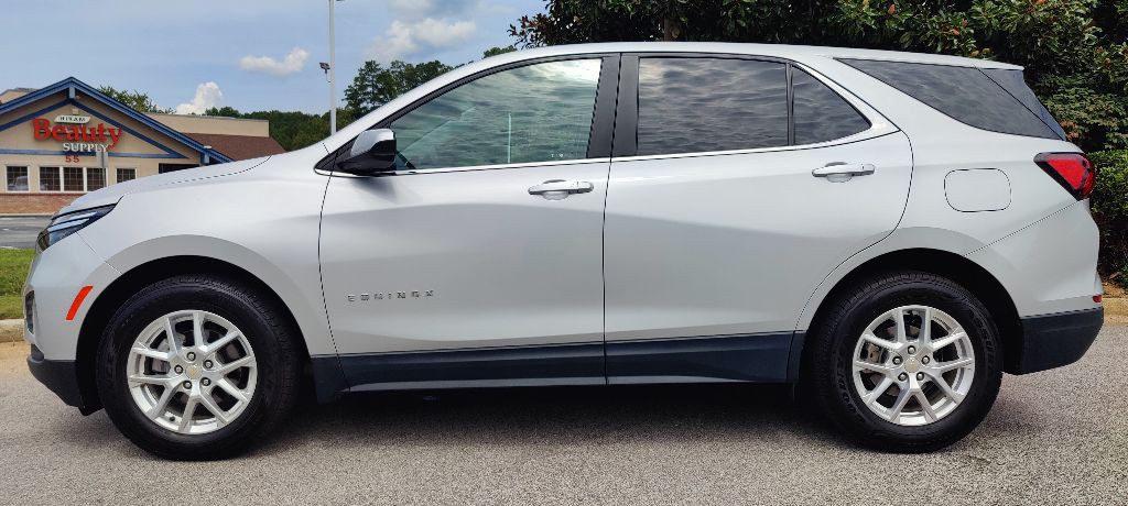 2022 Chevrolet Equinox Image 2