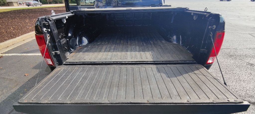 2017 RAM 1500 Image 3