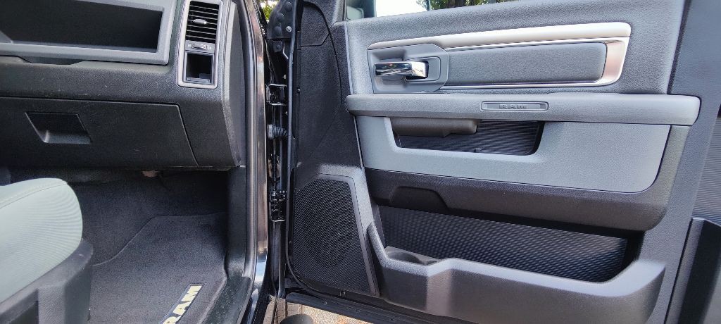 2017 RAM 1500 Image 13